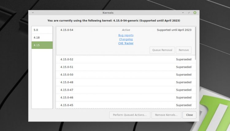 Linux Mint 19.2 screenshot showing the Update Manager