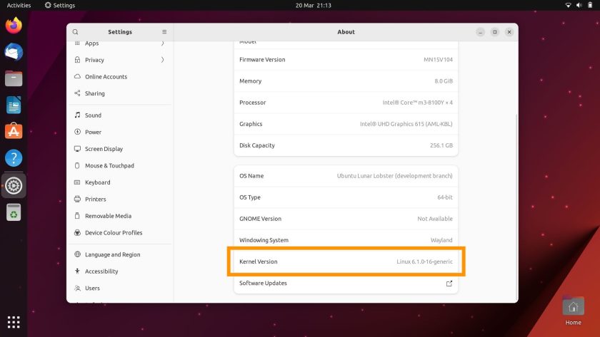 capture d'écran des paramètres Ubuntu 23.04 avec une boîte orange mettant en évidence le nouveau champ de version du noyau