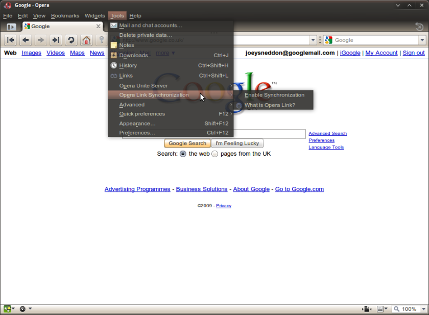 Opera 10 Qt4 Linux version running in Ubuntu 